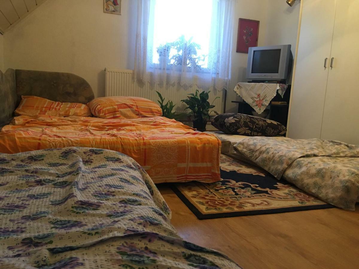 Lady Margit'S Room โซมบ็อตเฮย์ ภายนอก รูปภาพ